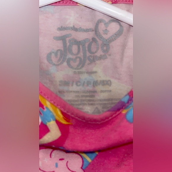 🎀Selling this adorable JOJO SIWA dress.(6-6X) so comfortable!Great material!🎀 - Picture 6 of 6